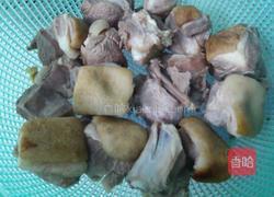 家常当归羊肉滋补汤的做法图解3