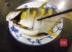 清蒸黄鲳鱼的做法图解5