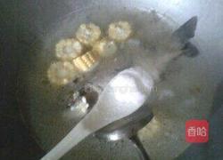 玉米鲫鱼汤的做法图解7