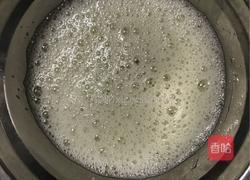 戚风蛋糕的做法图解5