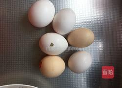 扇贝粒炒鸡蛋的做法图解2