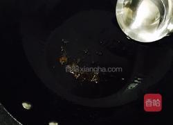 尖椒肥肠面的做法图解2