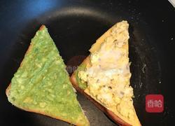 牛油果泥三明治陪酸奶沙拉的做法图解5