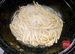 素炒豆腐皮的做法图解4
