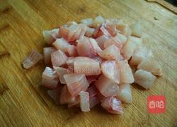 菠萝鱼丁的做法图解3
