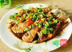 香煎鲫鱼的做法图解12