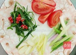 酸鲜清煮鱼的做法图解2