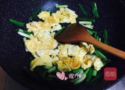 蒜苗炒鸡蛋的做法图解9