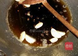 腊肉煮鳝鱼的做法图解1