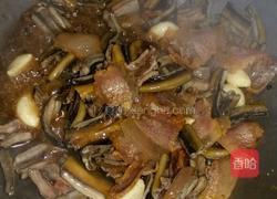 腊肉煮鳝鱼的做法图解3