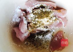 孜然茭白炒肉片的做法图解2