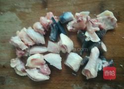 天麻炖土鸡的做法图解2