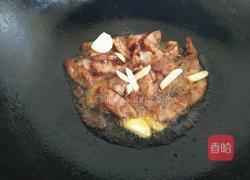 腊肠炒荷兰豆的做法图解5