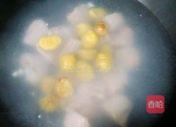 板栗香菇烧鸡翅的做法图解3