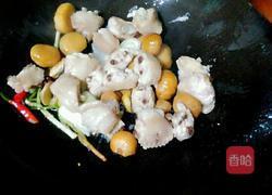 板栗香菇烧鸡翅的做法图解7