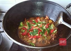 香辣鸡块炖土豆的做法图解10