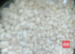 芹菜凉拌花生米的做法图解3