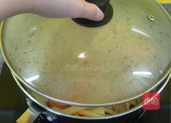 土豆炒胡萝卜的做法图解7