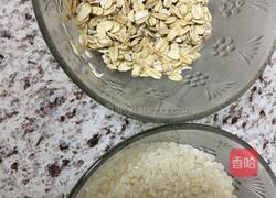 燕麦粥的做法图解1