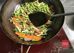 炒拉条啦的做法图解3