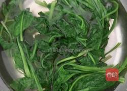 菠菜炒鸡蛋的做法图解1