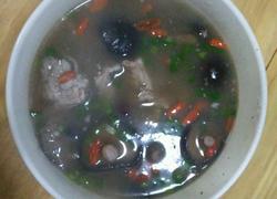 香菇枸杞排骨汤