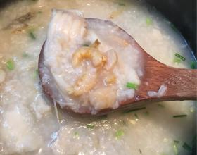 干贝金钩虾米鱼腩粥[图]