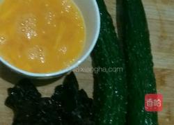 黄瓜木耳炒鸡蛋的做法图解1