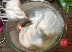 Strawberry Cake Roll (Rice Cooker Version) Recipe Illustration 4