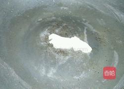 豆花鲫鱼汤的做法图解2