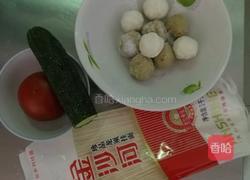 鱼肉丸蕃茄面的做法图解1