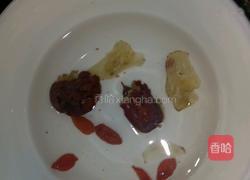 银耳莲子黑芝麻粥的做法图解2