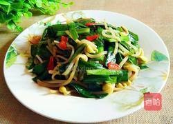 韭菜炒黄豆芽的做法图解10