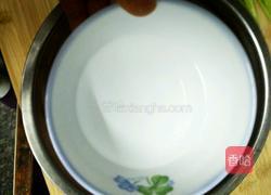 猪肉香菜馄饨馅的做法图解7