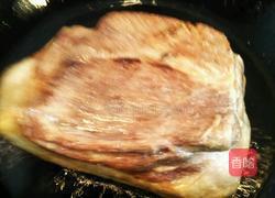 酸菜虎皮扣肉的做法图解10