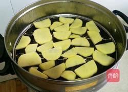 土豆泥虾球的做法图解2