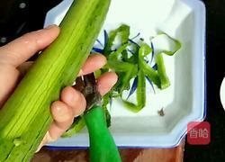 蒜蓉丝瓜蒸粉丝的做法图解3