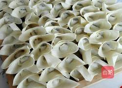 韭菜猪肉馅馄饨的做法图解11