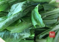 豆豉鲮鱼油麦菜的做法图解2