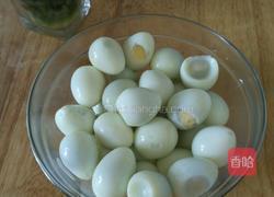 麻辣鹌鹑蛋的做法图解1