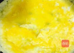 韭苗鹅肝蛋炒面的做法图解6