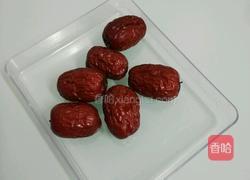 黄氏莲子红枣饮的做法图解2