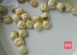 黄氏莲子红枣饮的做法图解3