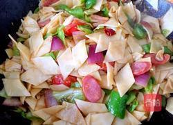 蔬菜火腿炒面片的做法图解11
