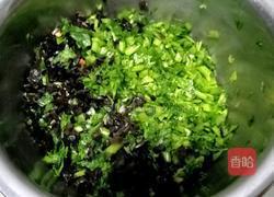 芹菜猪肉馅馄饨的做法图解2