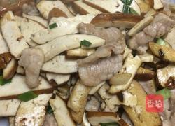 豆干炒肉的做法图解6