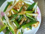 小葱拌鸡蛋的做法[图]