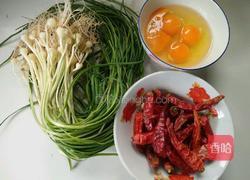 野葱炒蛋的做法图解1