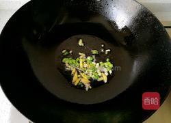 鲫鱼炖蛋的做法图解2