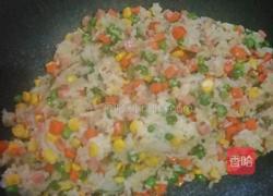 红蓝黄炒饭的做法图解7